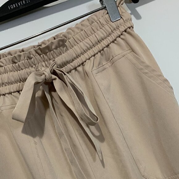 NWOT LIGHTWEIGHT NUDE KHAKI LOOSE PANTS | COMFORTABLE COOL | ANGKLE LENGTH TROUS - Picture 4 of 6